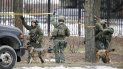 Policías responden a un tiroteo en la cervecería Molson Coors Brewing Co. en Milwaukee, el miércoles 26 de febrero de 2020. Policías responden a un tiroteo en la cervecería Molson Coors Brewing Co. en Milwaukee, el miércoles 26 de febrero de 2020.
