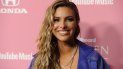 En esta foto del 12 de diciembre del 2019, Lele Pons llega al evento Mujeres en la Música de Billboard, en Los Angeles. Pons les pide a sus seguidores que sigan las recomendaciones sanitarias para mantenerse saludables y evitar la propagación del Covid-19. En esta foto del 12 de diciembre del 2019, Lele Pons llega al evento Mujeres en la Música de Billboard, en Los Angeles. Pons les pide a sus seguidores que sigan las recomendaciones sanitarias para mantenerse saludables y evitar la propagación del Covid-19.