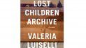 En esta imagen difundida por Knopf, la portada de la novela de Valeria Luiselli Lost Children Archive. La autora mexicana ganó el lunes el Premio Rathbones Folio de literatura en una ceremonia realizada en línea debido a la pandemia del coronavirus. En esta imagen difundida por Knopf, la portada de la novela de Valeria Luiselli Lost Children Archive. La autora mexicana ganó el lunes el Premio Rathbones Folio de literatura en una ceremonia realizada en línea debido a la pandemia del coronavirus.