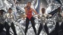 En esta foto del 24 de noviembre de 2019, Dua Lipa canta en los American Music Awards en Los Ángeles. Dua Lipa lanzó su segundo álbum de estudio, Future Nostalgia, el 27 de marzo del 2020. En esta foto del 24 de noviembre de 2019, Dua Lipa canta en los American Music Awards en Los Ángeles. Dua Lipa lanzó su segundo álbum de estudio, Future Nostalgia, el 27 de marzo del 2020.