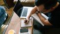 Las solicitudes de desempleo se realizan usualmente por Internet. Las solicitudes de desempleo se realizan usualmente por Internet.
