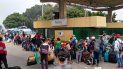 Desde Colombia grupos de venezolanos fueron trasladados de regreso a su país. Desde Colombia grupos de venezolanos fueron trasladados de regreso a su país.