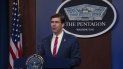 Mark Esper, secretario de Defensa de EEUU, habla en una conferencia de prensa sobre las medidas en respuesta a la pandemia del COVID-19, en la sala para medios del Pentágono, en Washington, el lunes 23 de marzo de 2020. Mark Esper, secretario de Defensa de EEUU, habla en una conferencia de prensa sobre las medidas en respuesta a la pandemia del COVID-19, en la sala para medios del Pentágono, en Washington, el lunes 23 de marzo de 2020.