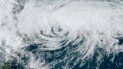 Imagen satelital de la tormenta tropical Arthur mientras se aleja de las costas de Carolina del Norte el lunes 18 de mayo de 2020. Imagen satelital de la tormenta tropical Arthur mientras se aleja de las costas de Carolina del Norte el lunes 18 de mayo de 2020.