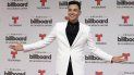 En esta fotografía de archivo del 28 de abril de 2016 Luis Coronel llega a los premios Latin Billboard en Coral Gables, Florida. Coronel lanzará su álbum “Una historia más” el 22 de mayo de 2020. En esta fotografía de archivo del 28 de abril de 2016 Luis Coronel llega a los premios Latin Billboard en Coral Gables, Florida. Coronel lanzará su álbum “Una historia más” el 22 de mayo de 2020.