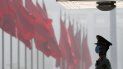 Un miembro de la policía paramilitar china hace guardia cerca de la Plaza de Tiananmen, en Beijing, el 22 de mayo de 2020. Un miembro de la policía paramilitar china hace guardia cerca de la Plaza de Tiananmen, en Beijing, el 22 de mayo de 2020.