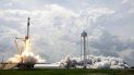 El cohete Falcon 9 de la empresa SpaceX despega rumbo a la Estación Espacial Internacional con los astronautas de la NASA Doug Hurley y Bob Behnken, desde el Centro Espacial Kennedy, en Florida, el 30 de mayo de 2020. El cohete Falcon 9 de la empresa SpaceX despega rumbo a la Estación Espacial Internacional con los astronautas de la NASA Doug Hurley y Bob Behnken, desde el Centro Espacial Kennedy, en Florida, el 30 de mayo de 2020.