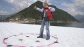 En imagen del siete de junio de 2016, el artista plástico búlgaro Christo Vladimirov Yavachev, conocido como Christo, posa durante una entrevista con The Associated Press con respecto a su instalación Los Muelles Flotantes en el Lago Iseo, en el norte de Italia. En imagen del siete de junio de 2016, el artista plástico búlgaro Christo Vladimirov Yavachev, conocido como Christo, posa durante una entrevista con The Associated Press con respecto a su instalación Los Muelles Flotantes en el Lago Iseo, en el norte de Italia.