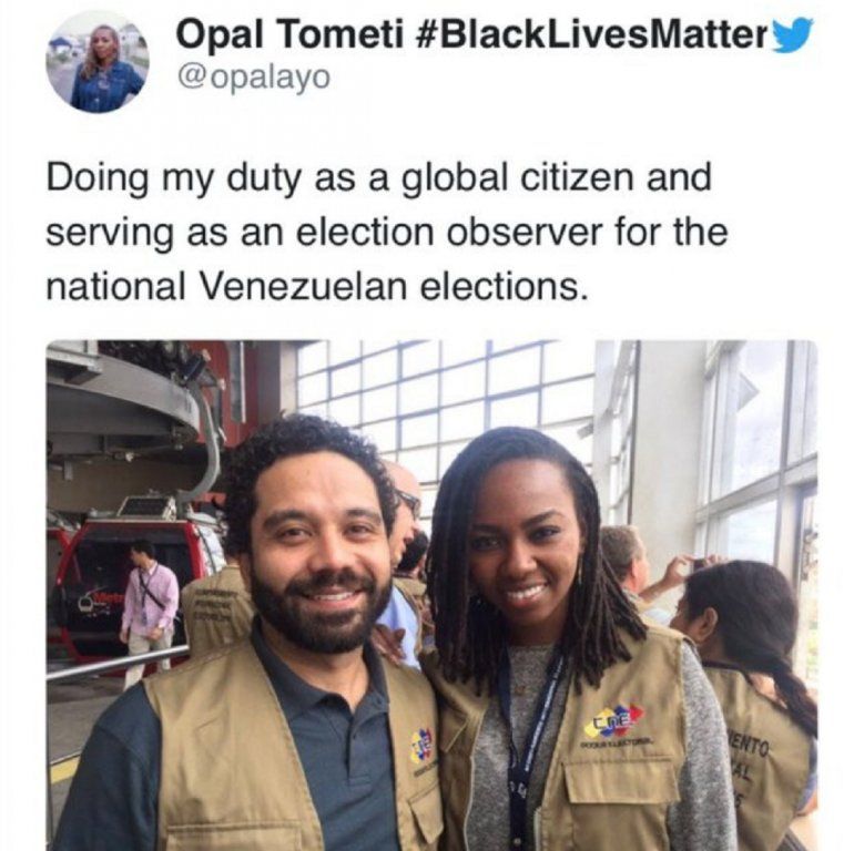 Opal Tometi, de origen nigeriano es cofundadora de Black Lives Matter, ella participó como observadora electoral en Venezuela en 2015.