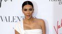 En esta foto de archivo del domingo 22 de mayo de 2016, Kim Kardashian posa para los fotógrafos cuando llega para el estreno de La Traviata de Verdi en la Ópera de Roma, en Roma. En esta foto de archivo del domingo 22 de mayo de 2016, Kim Kardashian posa para los fotógrafos cuando llega para el estreno de La Traviata de Verdi en la Ópera de Roma, en Roma.