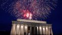 En imagen de archivo del 4 de julio de 2019, un espectáculo de fuegos artificiales puede observarse sobre el Monumento a Lincoln, en Washington. En imagen de archivo del 4 de julio de 2019, un espectáculo de fuegos artificiales puede observarse sobre el Monumento a Lincoln, en Washington.