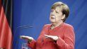 La canciller de Alemania, Angela Merkel, se dirige a los medios durante una conferencia de prensa en Berlín, Alemania, el viernes 19 de junio de 2020, tras una reunión por videoconferencia con miembros del Consejo Europeo. La canciller de Alemania, Angela Merkel, se dirige a los medios durante una conferencia de prensa en Berlín, Alemania, el viernes 19 de junio de 2020, tras una reunión por videoconferencia con miembros del Consejo Europeo.