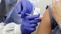 La vacuna de Inovio, llamada INO-4800, inyecta ADN que activa una respuesta del sistema inmunológico contra el virus SARS-CoV-2. La vacuna de Inovio, llamada INO-4800, inyecta ADN que activa una respuesta del sistema inmunológico contra el virus SARS-CoV-2.