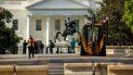La estatua de Andrew Jackson y la Casa Blanca en Washington el 23 de junio del 2020. La estatua de Andrew Jackson y la Casa Blanca en Washington el 23 de junio del 2020.