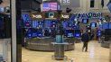 El índice tecnológico Nasdaq ganó 0,95% a 10.154,63 puntos y registró un nuevo récord. El índice tecnológico Nasdaq ganó 0,95% a 10.154,63 puntos y registró un nuevo récord.