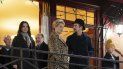 De izquierda a derecha Juliette Binoche, Catherine Deneuve, Ethan Hawke y Clémentine Grenier en una escena de The Truth en una imagen proporcionada por IFC Films. De izquierda a derecha Juliette Binoche, Catherine Deneuve, Ethan Hawke y Clémentine Grenier en una escena de The Truth en una imagen proporcionada por IFC Films.