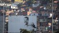 Imagen deterorada del dictador Nicolás Maduro y su esposa, Cilia Flores, en el barrio de Catia, en Caracas. Imagen deterorada del dictador Nicolás Maduro y su esposa, Cilia Flores, en el barrio de Catia, en Caracas.