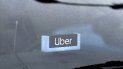 Un letrero de Uber en un vehículo en Chicago, el 15 de mayo de 2020. Un letrero de Uber en un vehículo en Chicago, el 15 de mayo de 2020.