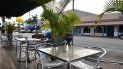 Vista parcial de una terraza en restaurante en Miami. Vista parcial de una terraza en restaurante en Miami.