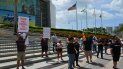 Vista parcial de protesta de dueños de restaurantes y simpatizantes, en el centro de Miami. Vista parcial de protesta de dueños de restaurantes y simpatizantes, en el centro de Miami.