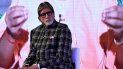 En esta foto de archivo tomada el 27 de agosto de 2019, el actor de Bollywood Amitabh Bachchan participa en un evento de lanzamiento para el esfuerzo de conservación del agua Mission Paani en Mumbai. En esta foto de archivo tomada el 27 de agosto de 2019, el actor de Bollywood Amitabh Bachchan participa en un evento de lanzamiento para el esfuerzo de conservación del agua Mission Paani en Mumbai.