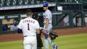 Joe Kelly, lanzador de los Dodgers de Los Ángeles, discute con el puertorriqueño Carlos Correa, de los Astros de Houston, en un altercado tras la conclusión del sexto inning del juego del martes 28 de julio de 2020 Joe Kelly, lanzador de los Dodgers de Los Ángeles, discute con el puertorriqueño Carlos Correa, de los Astros de Houston, en un altercado tras la conclusión del sexto inning del juego del martes 28 de julio de 2020