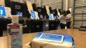 Miami-Dade aplica medidas sanitarias por el coronavirus durante la jornada electoral. Miami-Dade aplica medidas sanitarias por el coronavirus durante la jornada electoral.