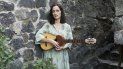 La cantautora Julieta Venegas. La cantautora Julieta Venegas.