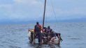 Cuatro cubanos y tres venezolanos que viajaban en una embarcación artesanal a 12 millas náuticas al noroeste de Punta Caribana, en el Caribe colombiano, fueron interceptados por la Armada de Colombia. Cuatro cubanos y tres venezolanos que viajaban en una embarcación artesanal a 12 millas náuticas al noroeste de Punta Caribana, en el Caribe colombiano, fueron interceptados por la Armada de Colombia.