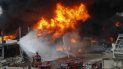 Se alzan las llamas en el puerto de Beirut, Líbano, jueves 10 de septiembre de 2020. Un gran incendio estalló en el puerto de Beirut, lo que provocó el pánico en una población aún traumatizada por la explosión del mes pasado, que dejó cientos de muertos y miles de heridos. Se alzan las llamas en el puerto de Beirut, Líbano, jueves 10 de septiembre de 2020. Un gran incendio estalló en el puerto de Beirut, lo que provocó el pánico en una población aún traumatizada por la explosión del mes pasado, que dejó cientos de muertos y miles de heridos.