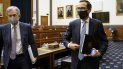 El presidente de la Reserva Federal, Jerome Powell (izquierda), y el secretario del Tesoro, Steven Mnuchin, después de asistir a una audiencia de la Comisión de Servicios Financieros de la Cámara de Representantes. El presidente de la Reserva Federal, Jerome Powell (izquierda), y el secretario del Tesoro, Steven Mnuchin, después de asistir a una audiencia de la Comisión de Servicios Financieros de la Cámara de Representantes.