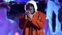 En esta fotografía de archivo del 14 de noviembre de 2019, Bad Bunny durante su presentación en la 20 entrega de los Latin Grammy en el MGM Grand Garden Arena en Las Vegas. Bad Bunny hizo un concierto móvil en vivo desde Nueva York el 20 de septiembre de 2020 en el Mes de la Herencia Hispana. En esta fotografía de archivo del 14 de noviembre de 2019, Bad Bunny durante su presentación en la 20 entrega de los Latin Grammy en el MGM Grand Garden Arena en Las Vegas. Bad Bunny hizo un concierto móvil en vivo desde Nueva York el 20 de septiembre de 2020 en el Mes de la Herencia Hispana.