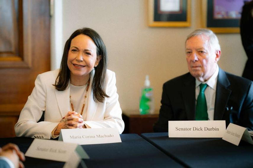 María Corina Machado, líder venexzolana, en reunión con senadores bipartdistas de EEUU.