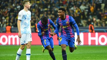 El español Ansu Fati anotó el único gol que le dio el triunfo al FC Barcelona sobre el Dinamo de Kiev