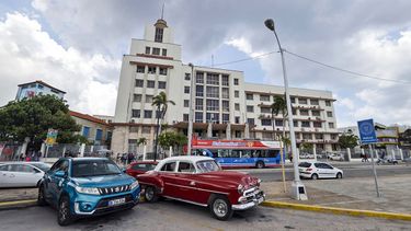 Fachada de la sede del Grupo de Administración Empresarial S A (GAESA)