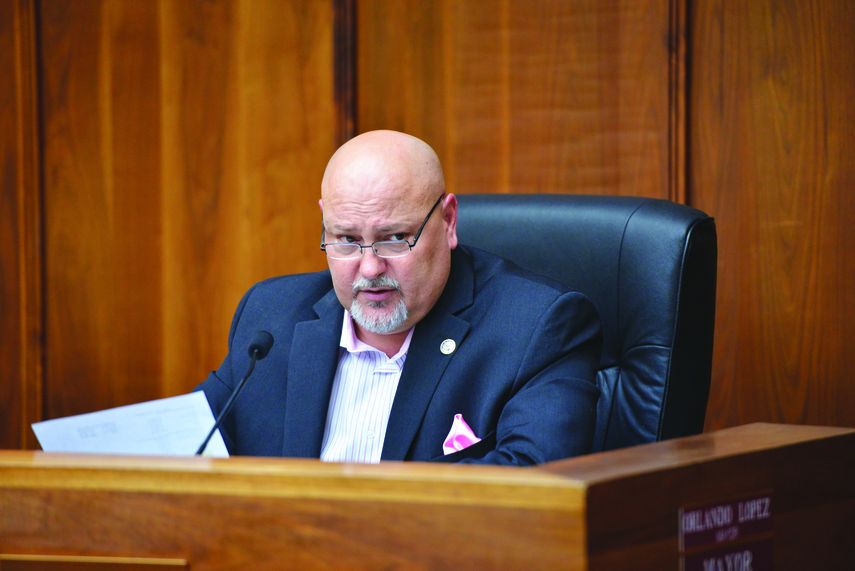 El alcalde solicitó la intervención del estado en las finanzas de la ciudad, pero la solicitud no encontró eco en las autoridades del estatales.