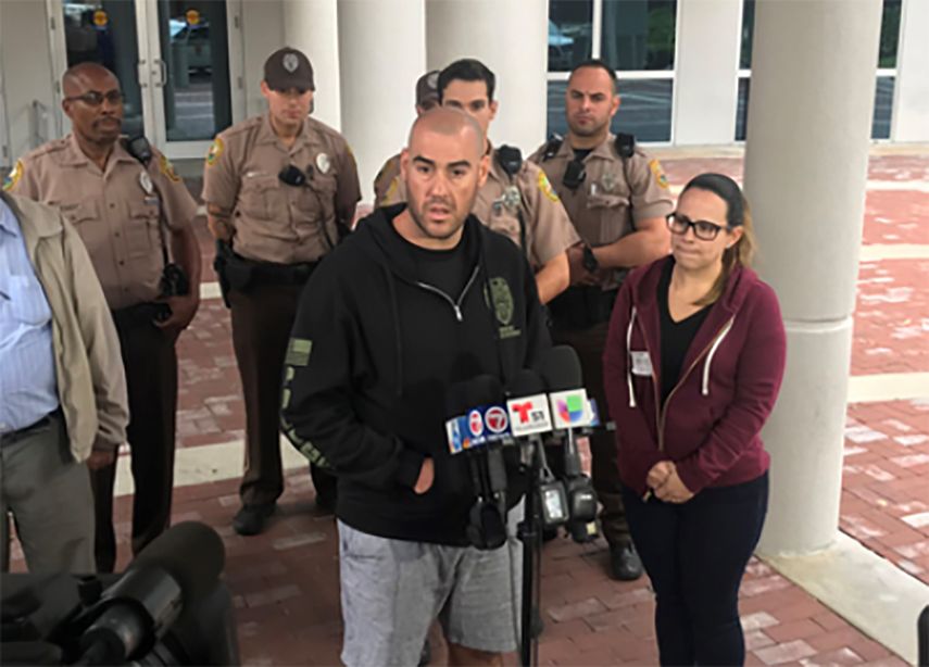 González, de 31 años, fue herido de bala cuando confrontó a un individuo en el estacionamiento de Walmart.