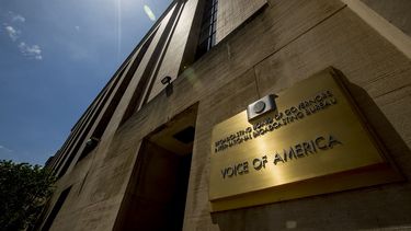 Sede de la Voz de Am&eacute;rica en Washington, en foto del 15 de junio del 2020. Hay quienes temen que una nueva jefatura convierta esa organizaci&oacute;n en un instrumento propagand&iacute;stico del gobierno de Donald Trump.&nbsp;