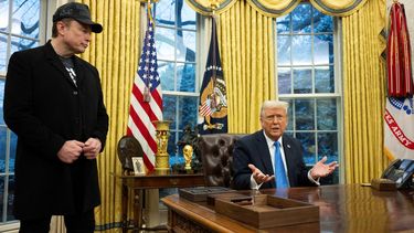 El presidente de Estados Unidos, Donald J. Trump, y su asesor princial Elon Musk en la Oficina Oval de la Casa Blanca.