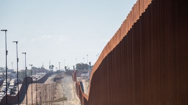 Sección del muro fronterizo entre EEUU y México.&nbsp;