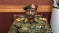 Esta captura tomada de la televisión de Sudán muestra al general del ejército Abdel Fattah al-Burhan dirigiéndose al pueblo sudanés el 25 de octubre de 2021. Esta captura tomada de la televisión de Sudán muestra al general del ejército Abdel Fattah al-Burhan dirigiéndose al pueblo sudanés el 25 de octubre de 2021.