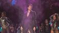 Sebastián Yatra se presenta en la ceremonia de Premio Lo Nuestro el 23 de febrero de 2022.