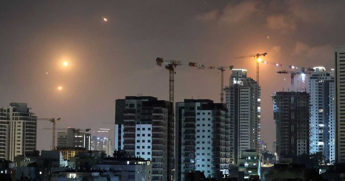 Ejército iraní llama a evacuar a residentes de dos ciudades de Israel por “ataques punitivos”