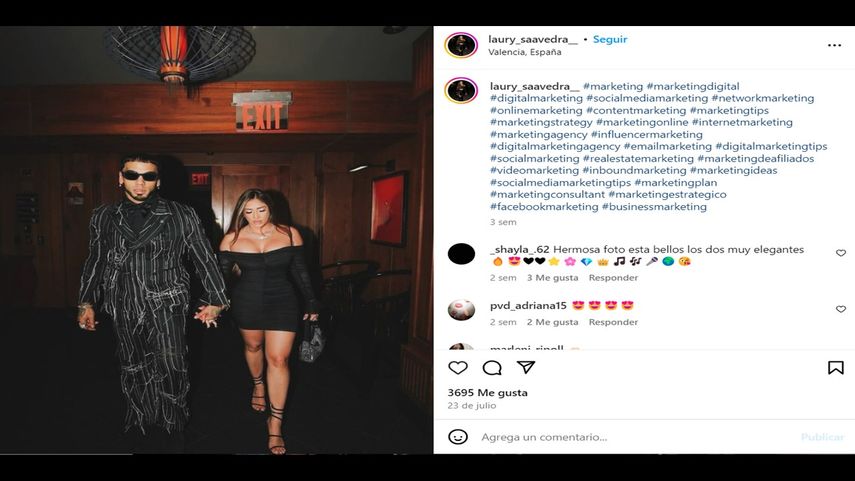 Anuel AA y su pareja Laury Saavedra.