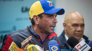 La lucha no ha cumplido su objetivo, estamos luchando para que logremos lo que queremos, que es el cambio de nuestro país, puntualizó Capriles.