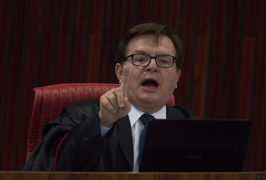 Herman Benjamin,&nbsp;instructor del caso contra el presidente de Brasil, Michel Temer, en la corte electoral, este jueves 8 de junio de 2017, tercer día del juicio por supuesta&nbsp;corrupción&nbsp;en la campaña presidencial que compartieron en 2014 la destituida Dilma Rousseff y el actual mandatario.&nbsp;