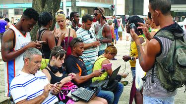 Las nuevas tecnologías de la información han descolocado a la dictadura verde olivo.