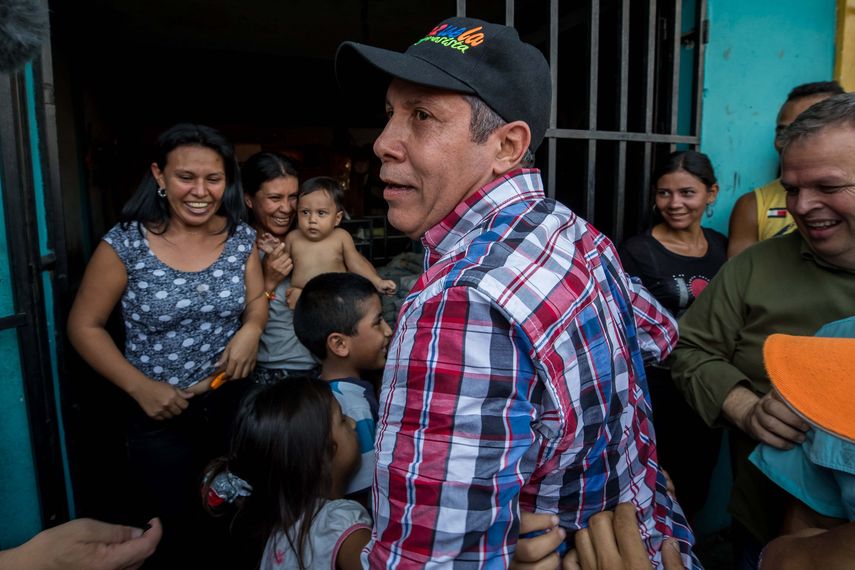 Falcón y el actual mandatario&nbsp; Nicolás Maduro, son los principales candidatos a los comicios presidenciales del 20 de mayo, en los que el segundo aspira a la reelección.