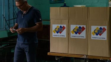 Diario las Américas | Venezolano ejerce su derecho al voto en Zulia