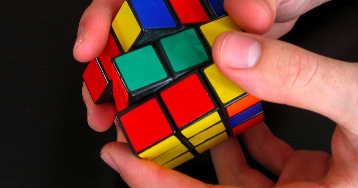 Cubo mágico de Rubik faz 40 anos - Época Negócios